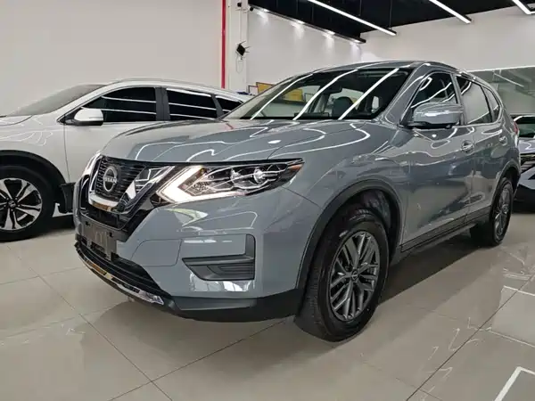 Nissan X-Trail 2025