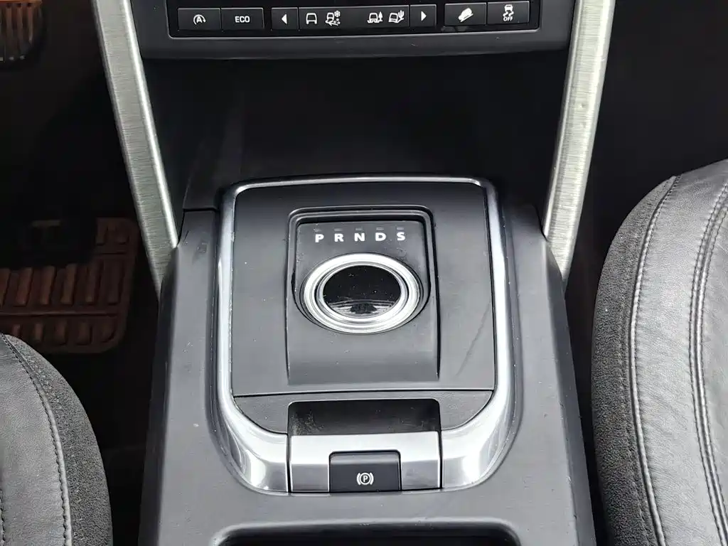 Land Rover Discover Shenxing 2015 — фото 13