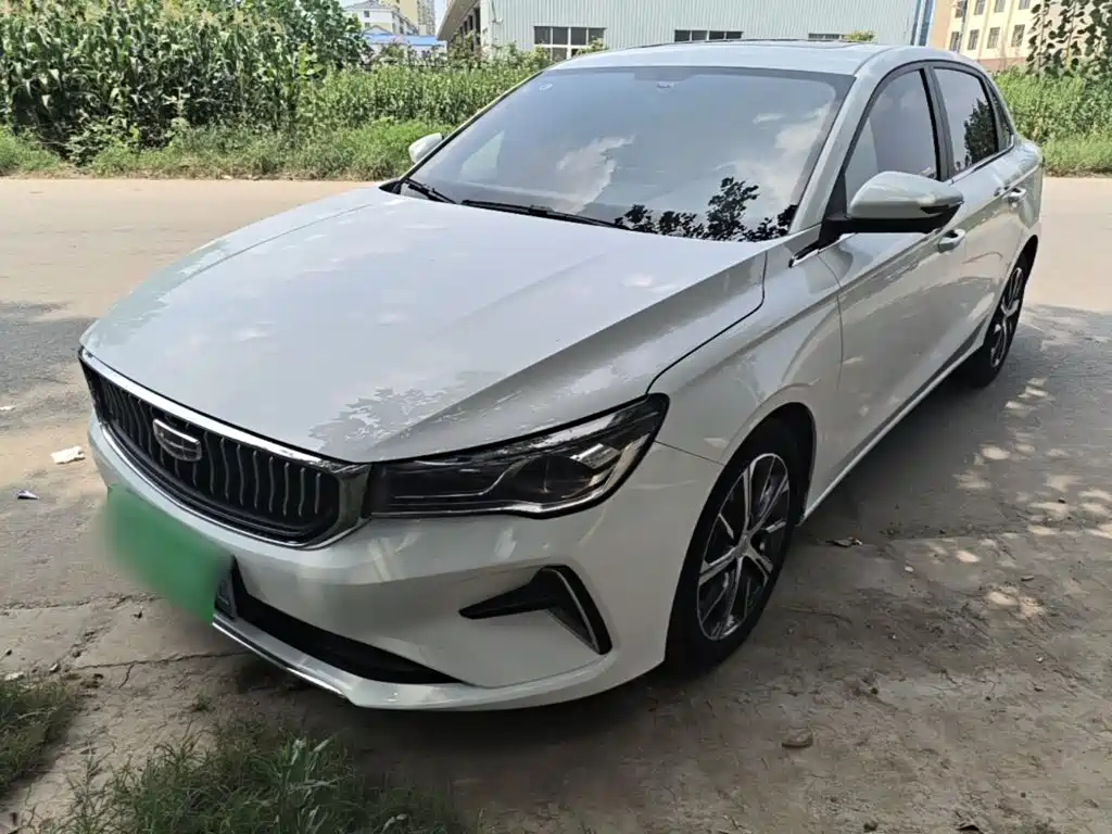 Geely Emgrand 2024