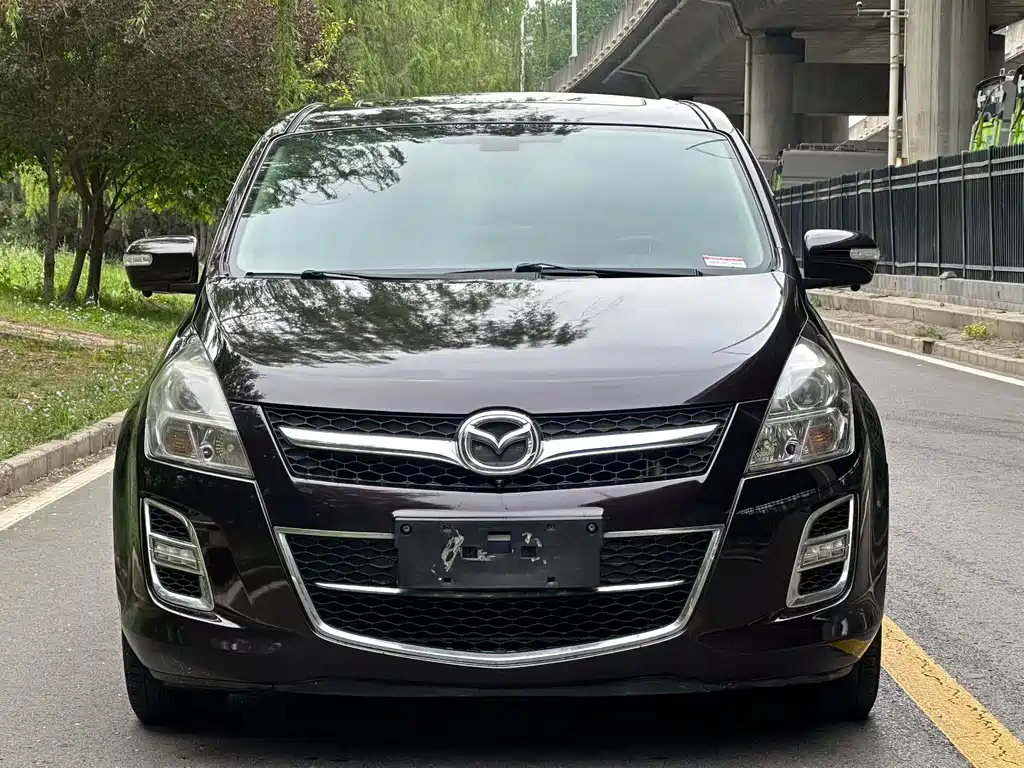 Mazda 8 2016 — фото 2