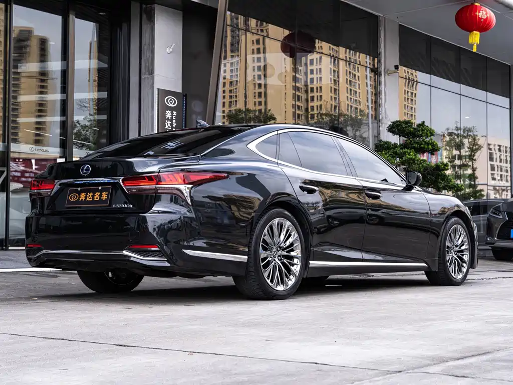 Lexus LS 2019 — фото 3