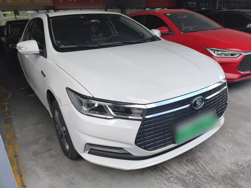 BYD Qin NEV 2022 — фото 4
