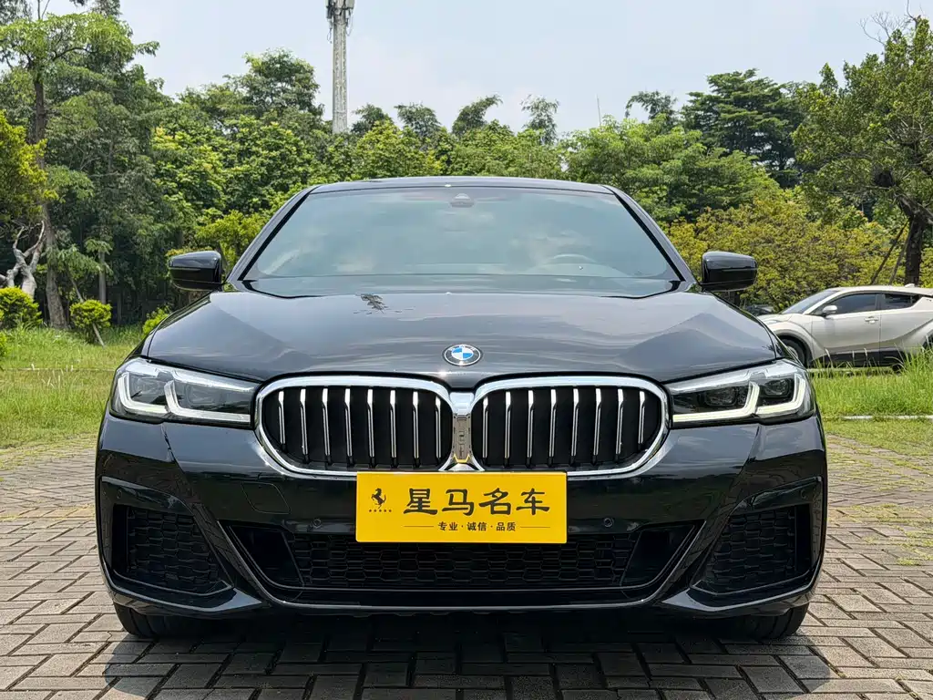 BMW 5 Series 2022