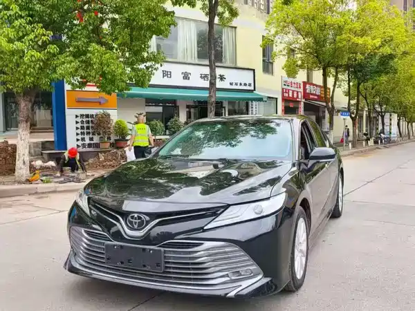 Toyota Camry 2019
