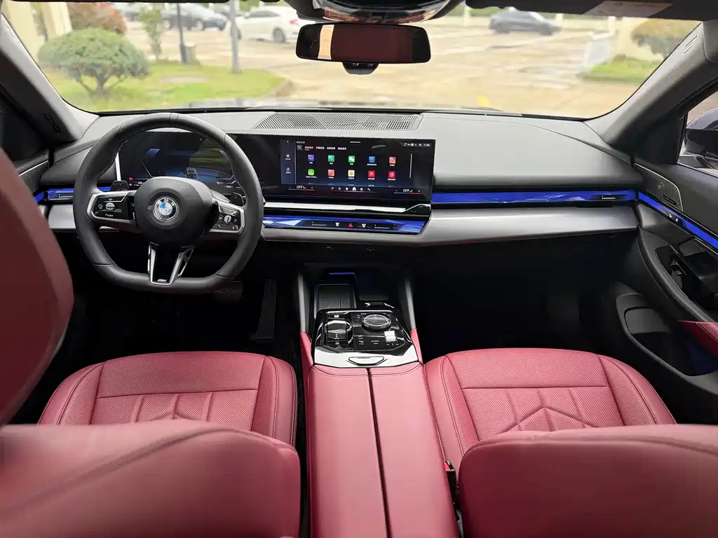 BMW 5 Series 2024