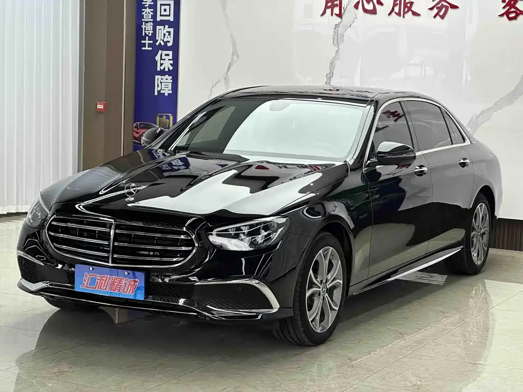 Mercedes-Benz E-Class 2022