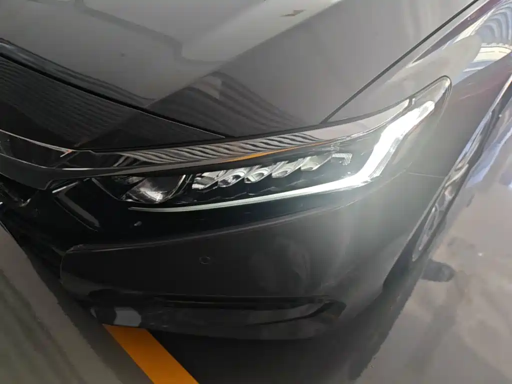 Honda Accord 2020 — фото 24