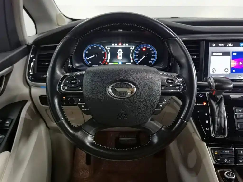 GAC Trumpchi M8 2020 — фото 11