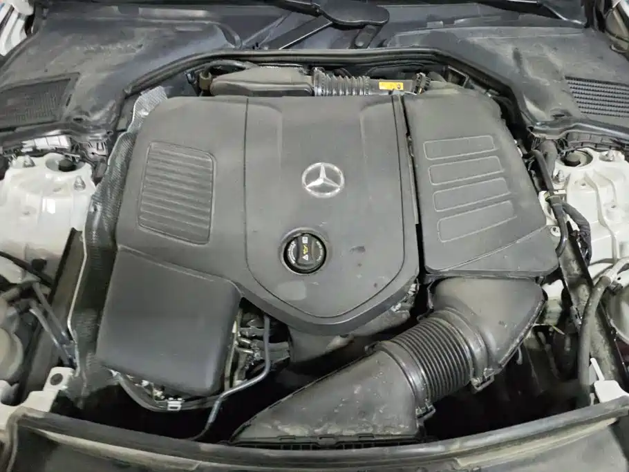 Mercedes-Benz C-Class 2023 — фото 10