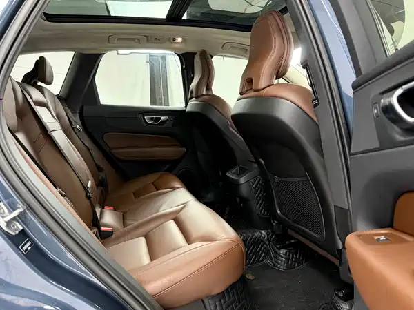 Volvo XC60 2019