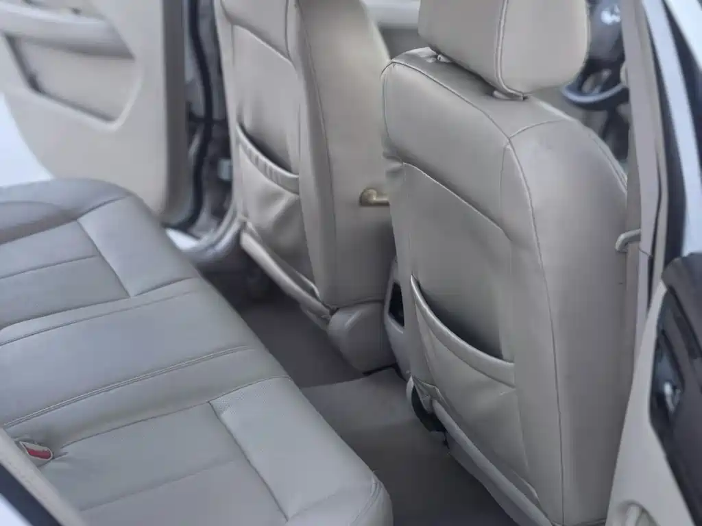 Geely GC7 2014 — фото 14