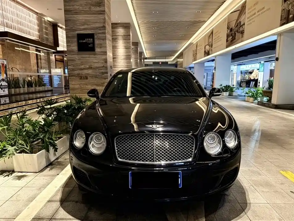 Bentley Flying Spur 2013 — фото 7