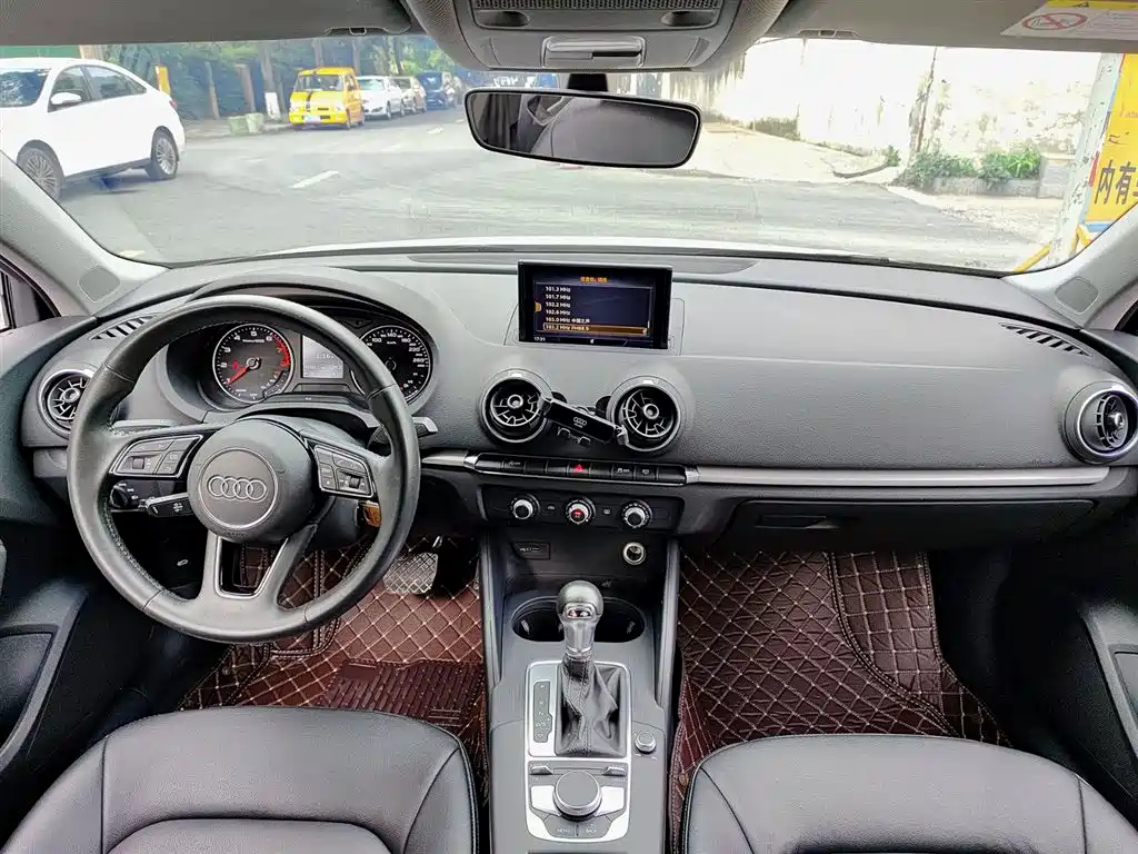 Audi A3 2020 — фото 10