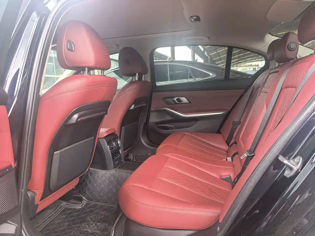 BMW 3 Series 2021