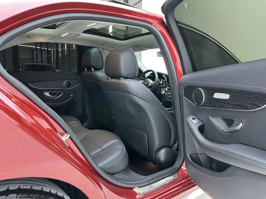 Mercedes-Benz C-Class 2020 — фото 29