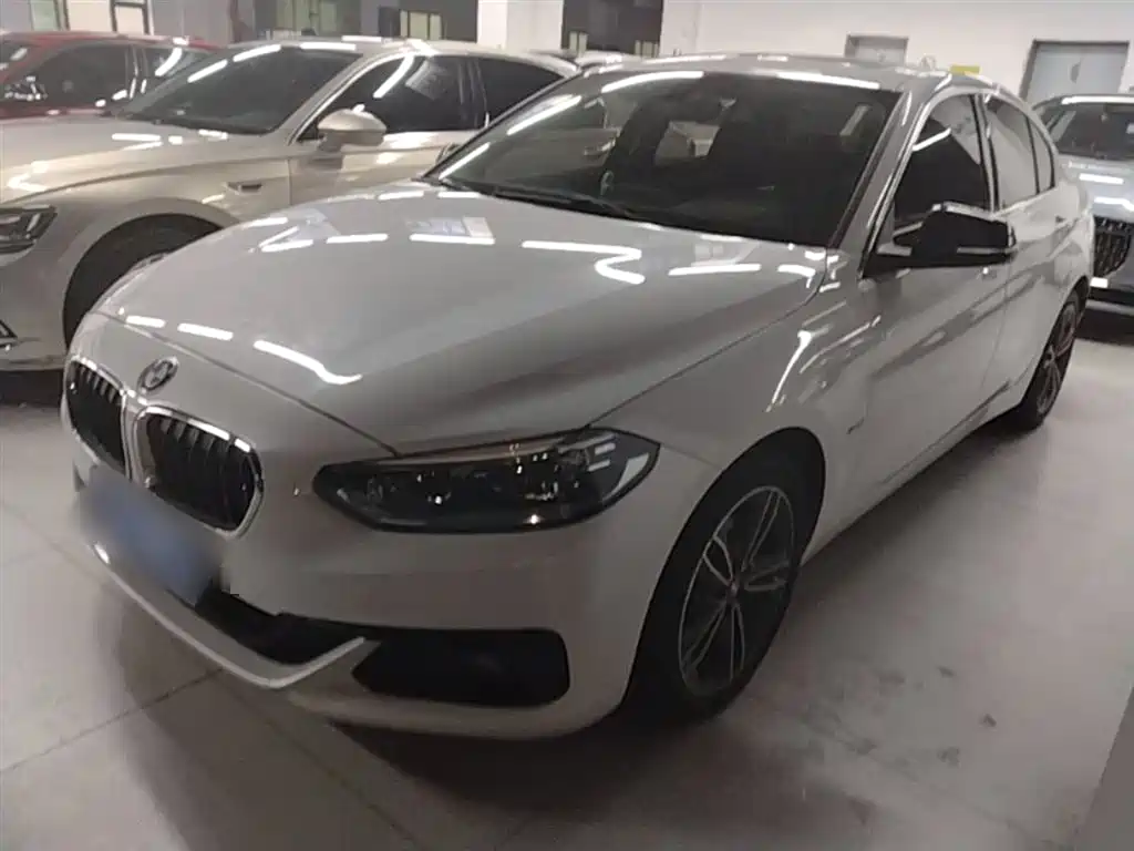 BMW 1 Series 2018 — фото 2