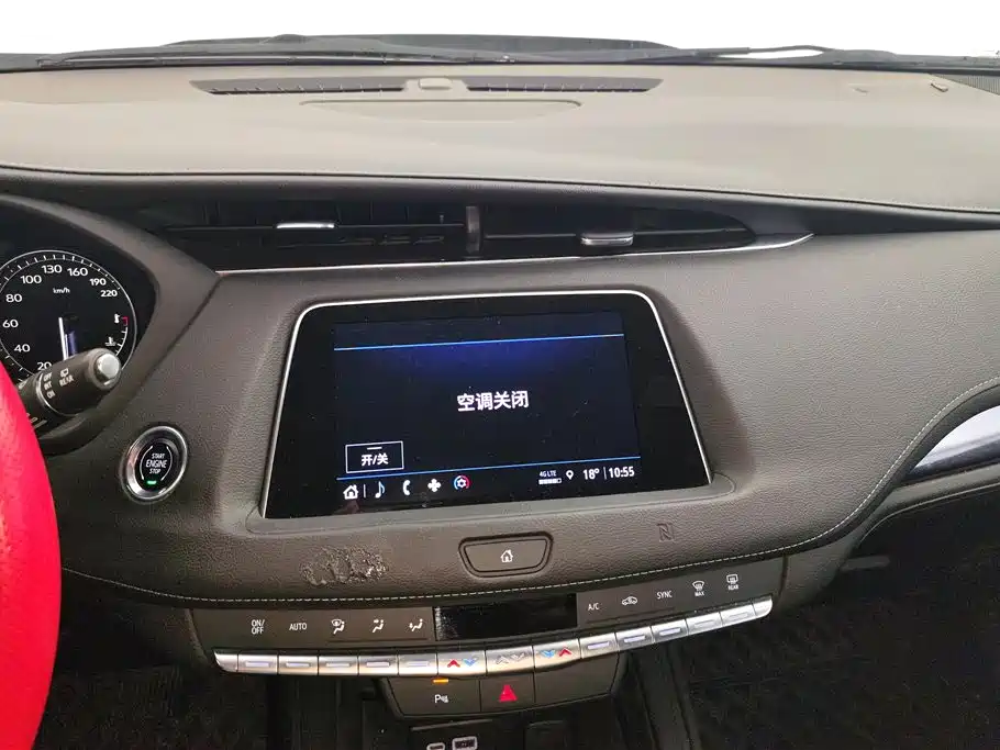 Cadillac XT4 2021 — фото 13