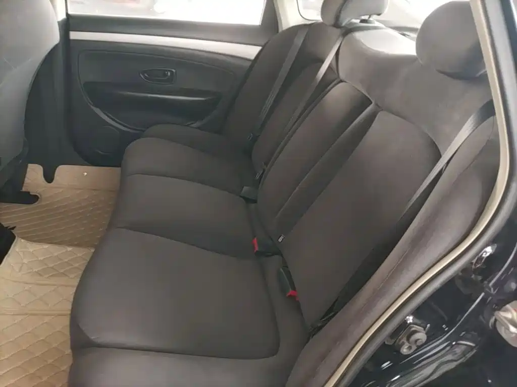 Nissan Sylphy 2019 — фото 17