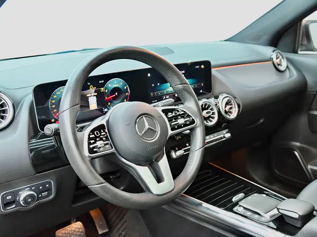 Mercedes-Benz GLA 2020 — фото 17