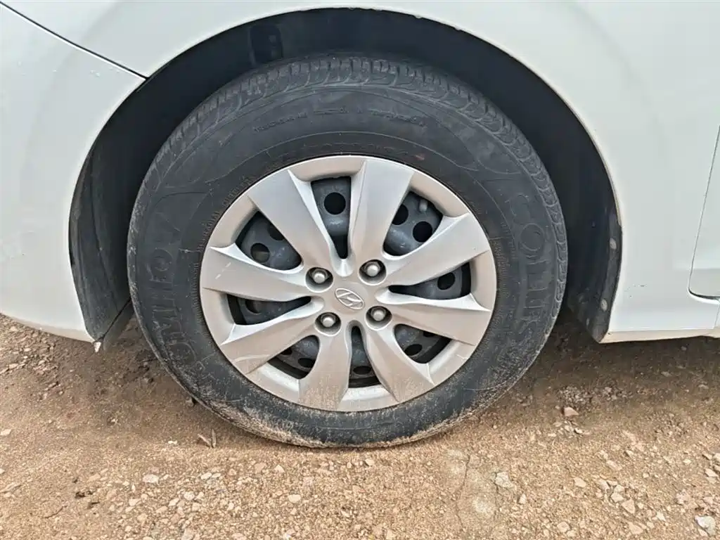 Hyundai Verna 2020 — фото 23