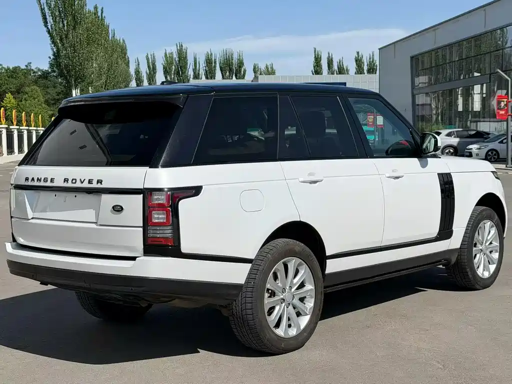Land Rover Range Rover 2015 — фото 9