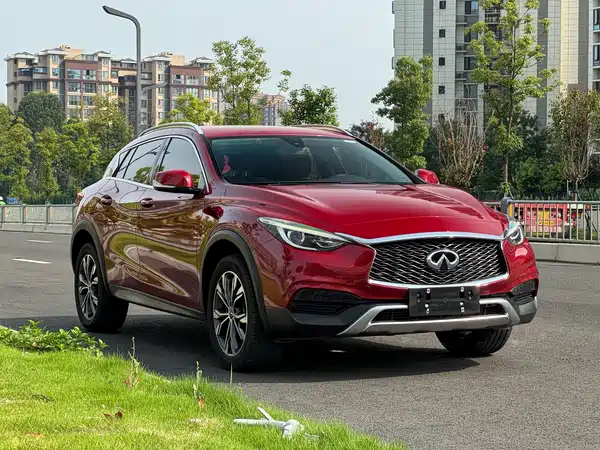 Infiniti QX30 2019