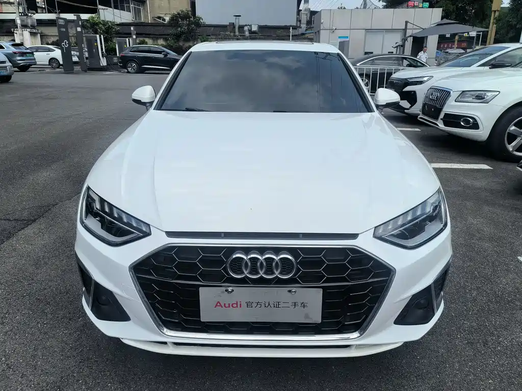 Audi A4L 2020