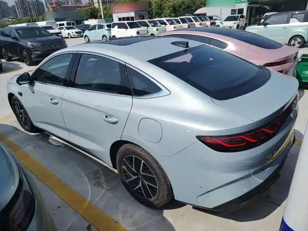 BYD Qin L 2025