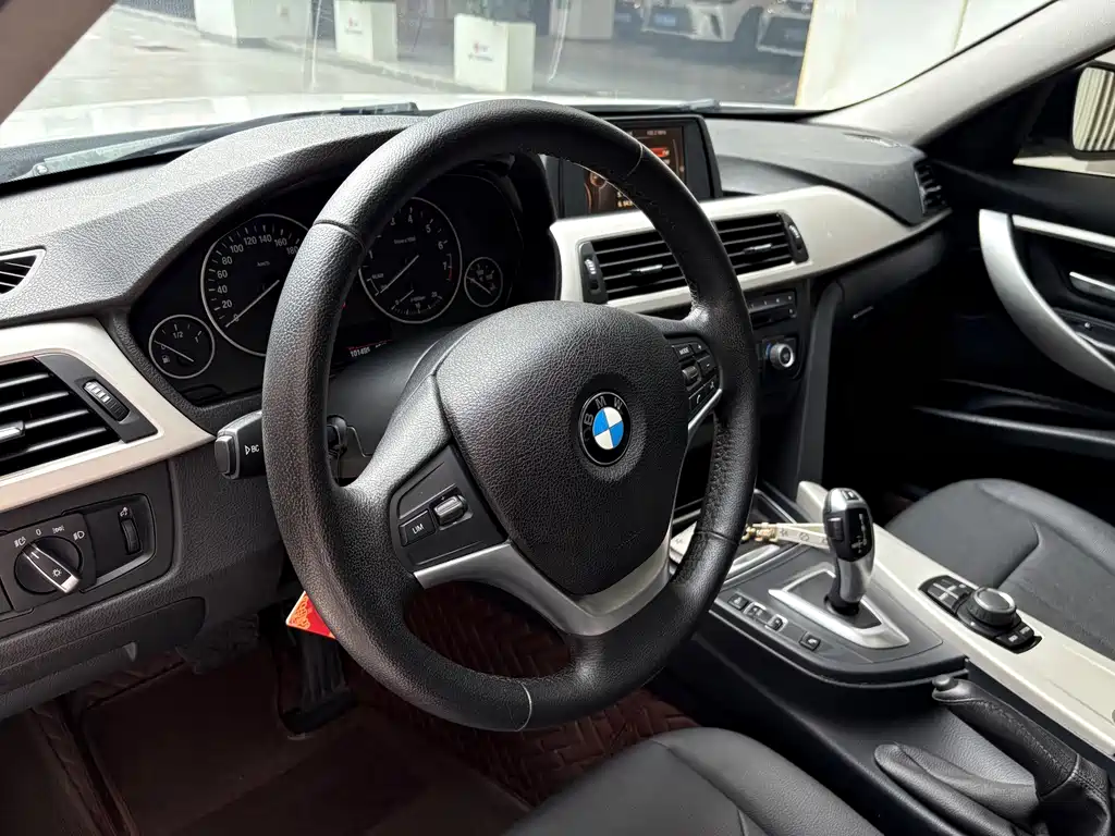 BMW 3 Series 2015 — фото 7
