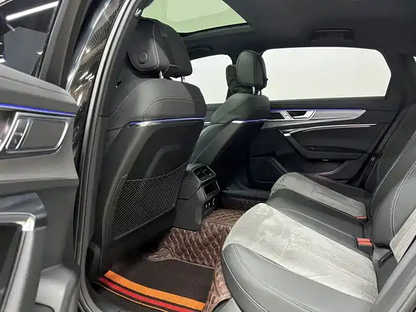 Audi A6L 2023