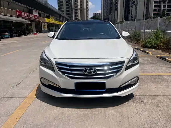 Hyundai Mistra 2014