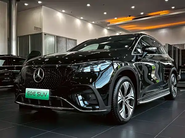 Mercedes-Benz EQE SUV 2025