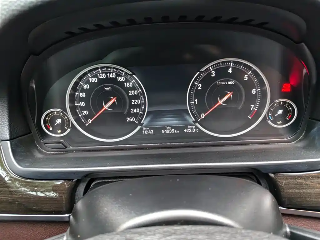BMW 5 Series 2016