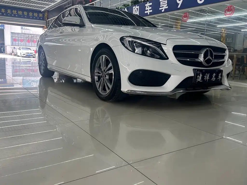 Mercedes-Benz C-Class 2018 — фото 3