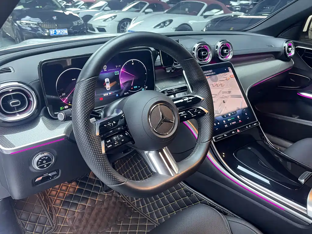 Mercedes-Benz C-Class 2023