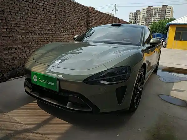 Xiaomi SU7 2025