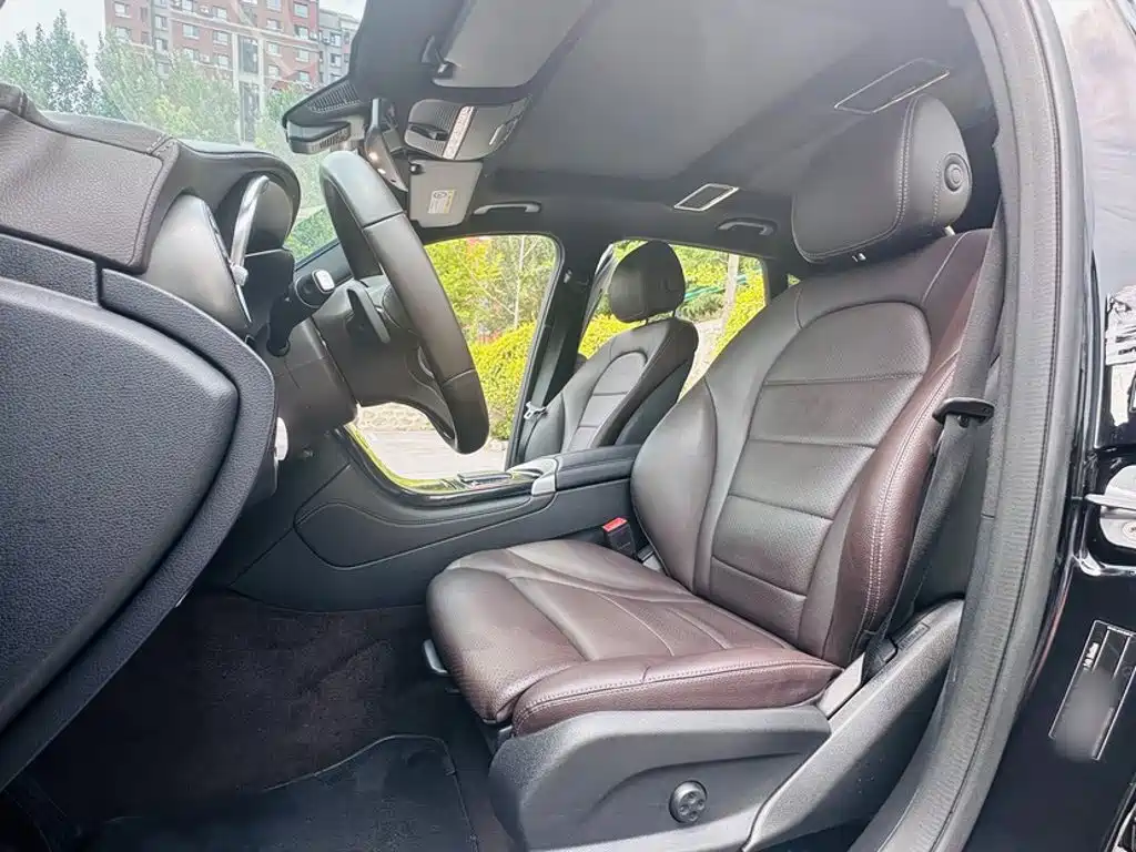 Mercedes-Benz GLC 2020 — фото 12