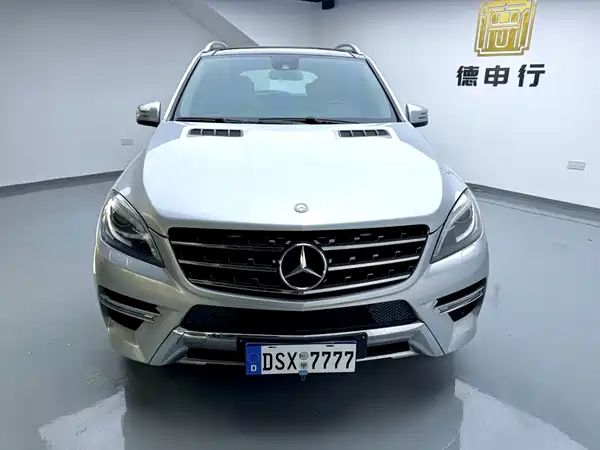 Mercedes-Benz M-Class 2012