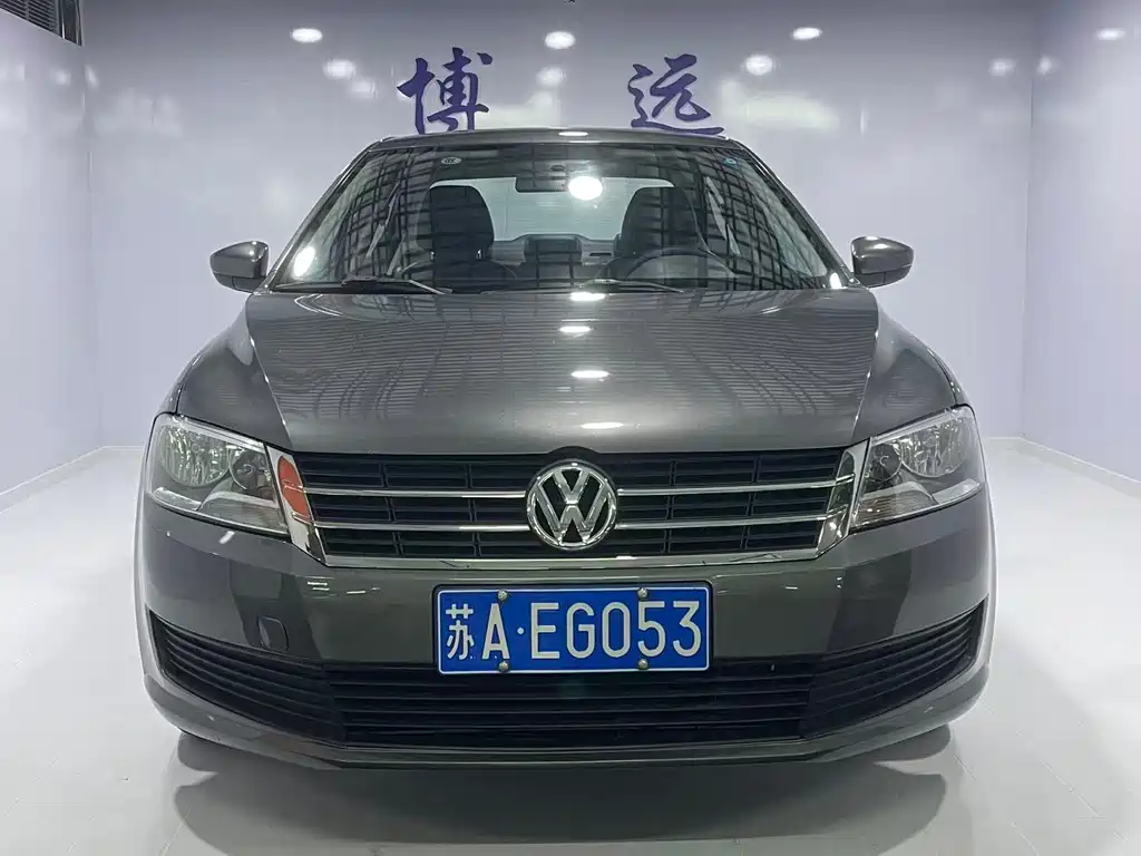 Volkswagen Lavida 2013