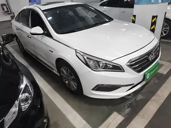 Hyundai Sonata 2015