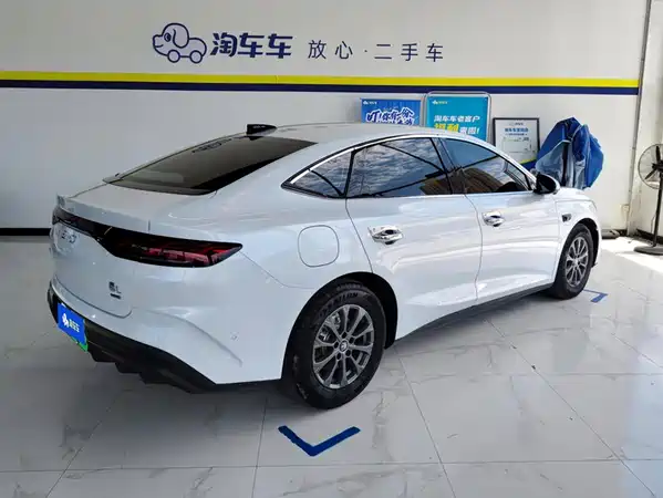 BYD Qin L 2025