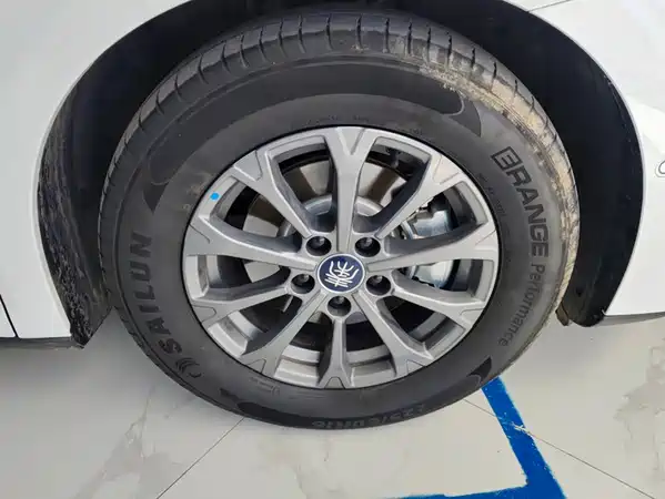 BYD Qin L 2025
