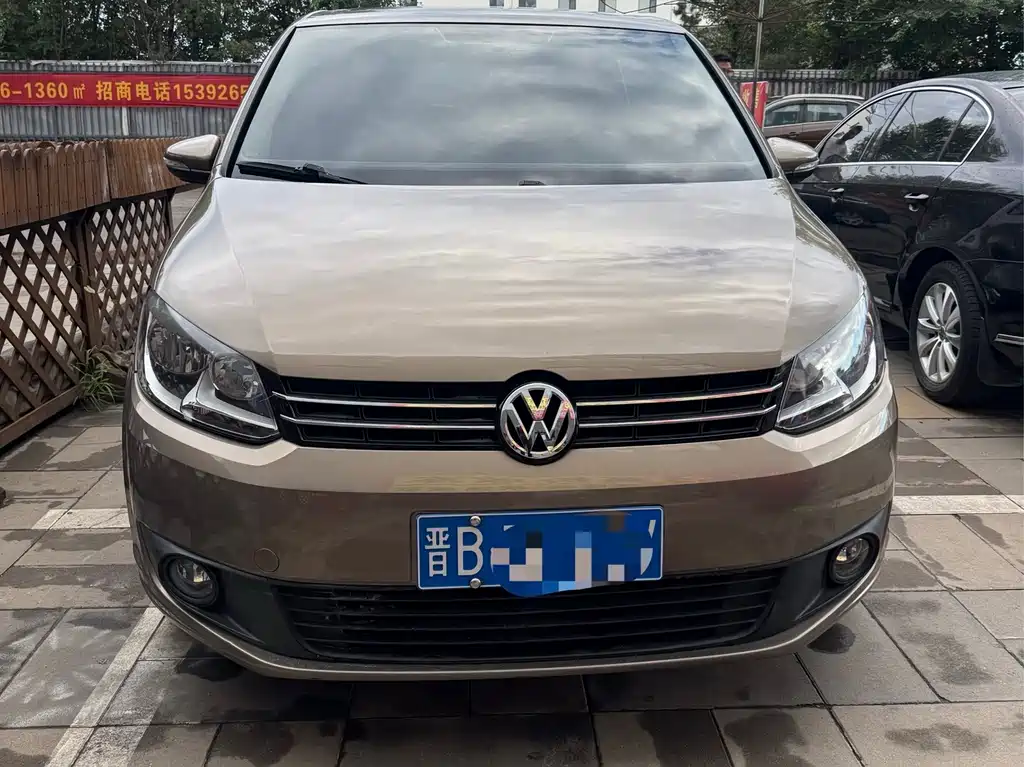 Volkswagen Touran 2016