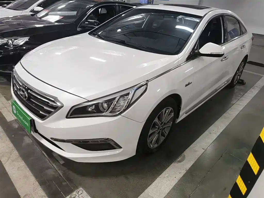Hyundai Sonata 2016 — фото 1