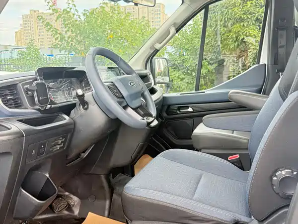 Ford E-Transit 2023