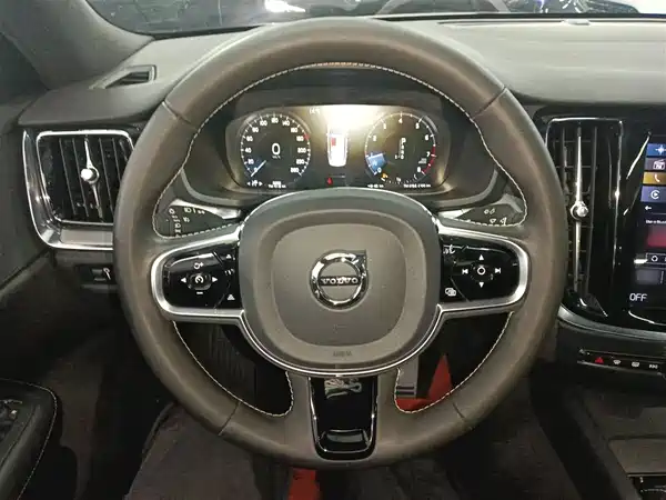 Volvo S60 2020