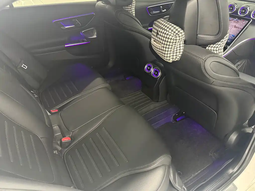 Mercedes-Benz C-Class 2022 — фото 11
