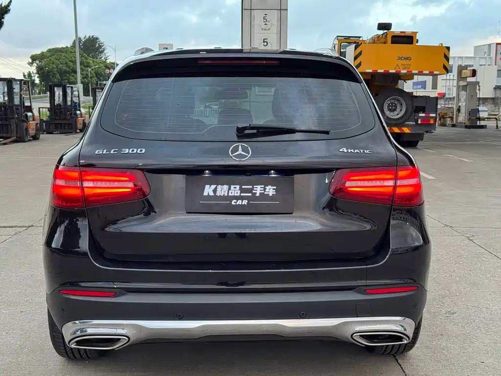 Mercedes-Benz GLC 2018 — фото 24