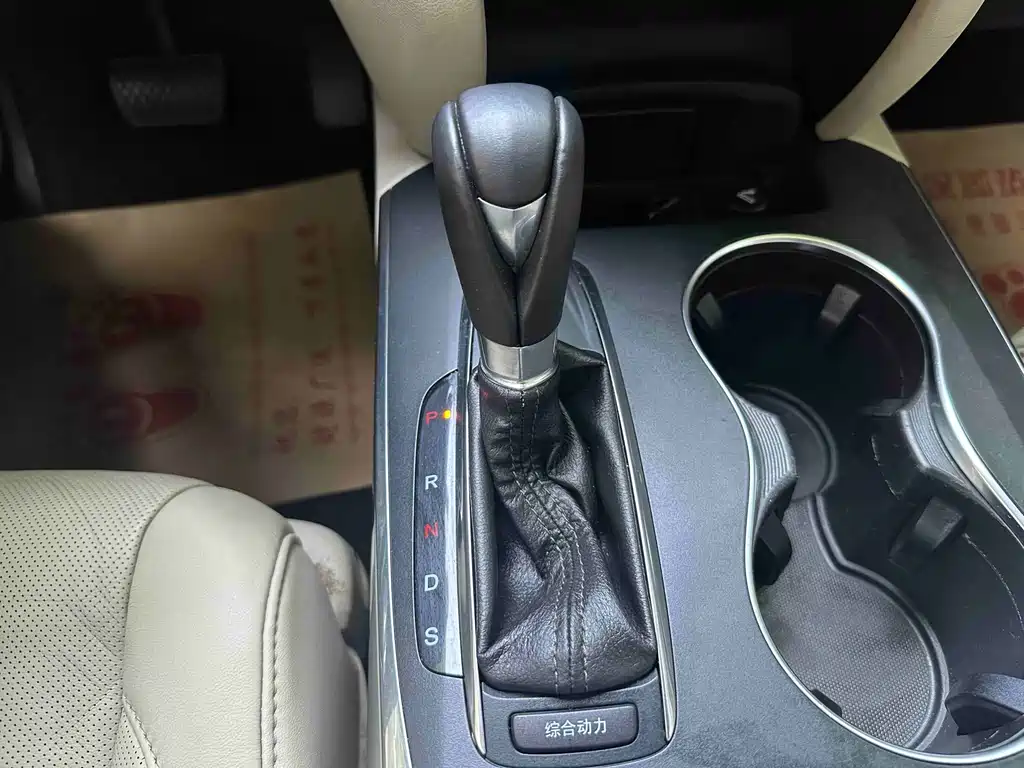 Acura MDX 2016 — фото 12