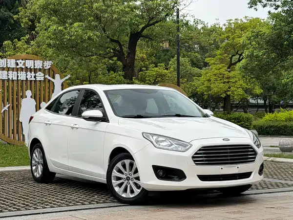 Ford Escort 2018
